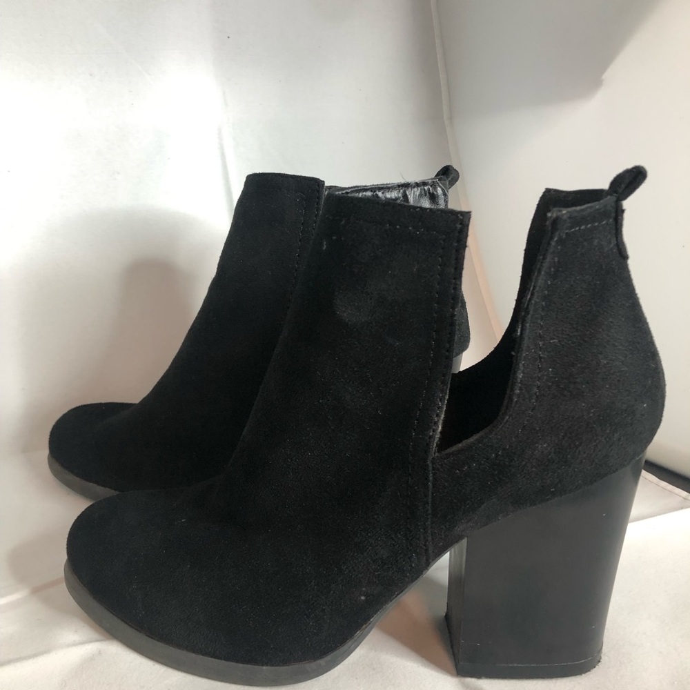 BAMBOO Black Suede Ankle Booties